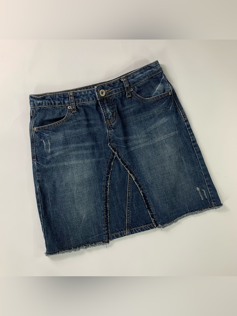 Mudd Low Rise Denim Skirt Raw Hem Distressed Size 9 Vintage Y2K